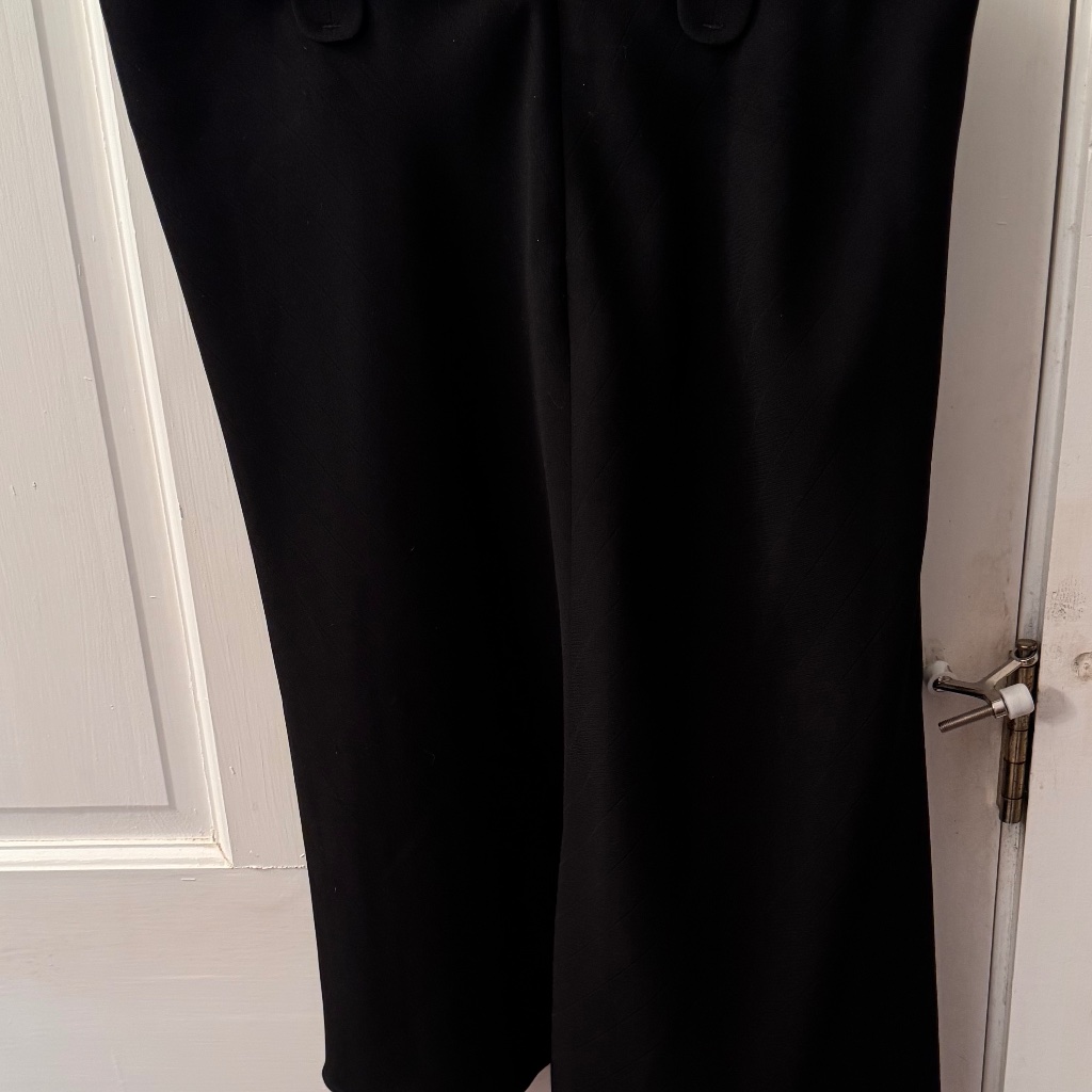 Gorgeous Teenflo Black Skirt Size 8